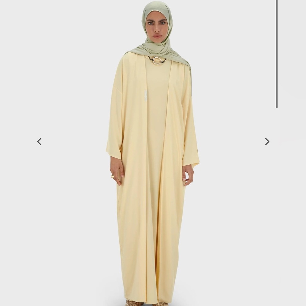 Butter Yellow Open Abaya